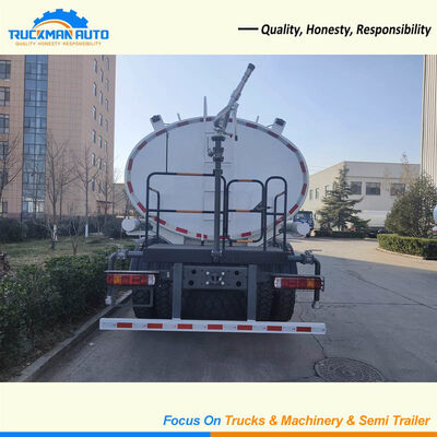 Betrouwbare 6X4 20000 liter SINOTRUK HOWO watersproeierwagen voor Tanzania